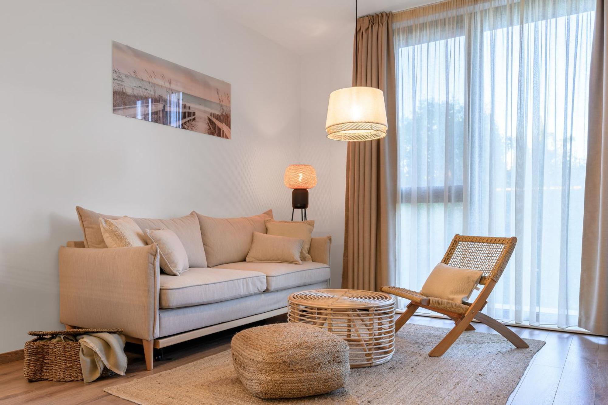 Boho Sea View One-Bedroom Pool & Spa Apartment Св. Св. Константин и Елена Екстериор снимка